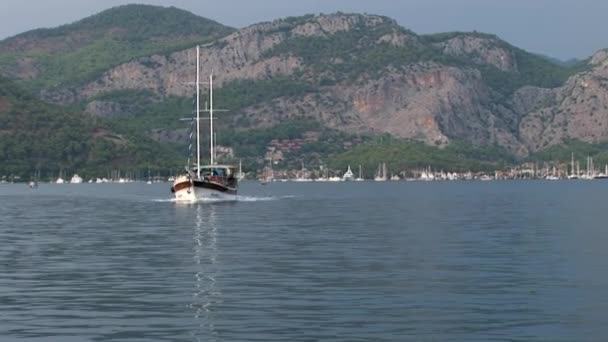 Schuim Golven Water Camera Tijdens Beweging Van Het Jacht Jachtsport — Stockvideo