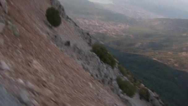 Fethiye Turcja Września 2017 Zespół Paralotniarzy Podczas Paralotniarstwa Górach Tle — Wideo stockowe
