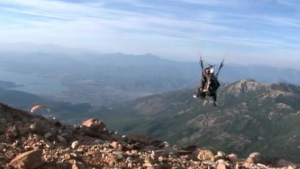 Fethiye Turecko Září 2017 Paraglider Team Během Paraglidingu Horách Pozadí — Stock video