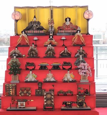 Japon muhteşem Hina bebekleri