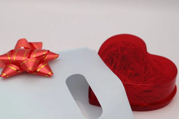 Fotoğraflar Sevgililer Günü 'nden esinlenilmiş