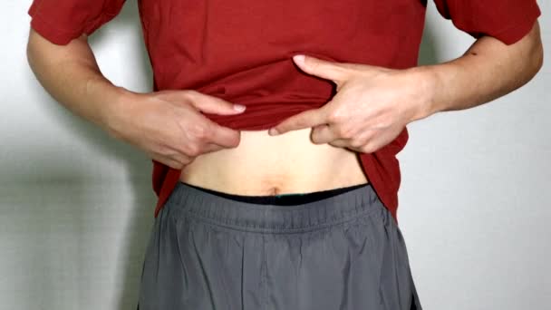 打人腹部肌肉 — 图库视频影像