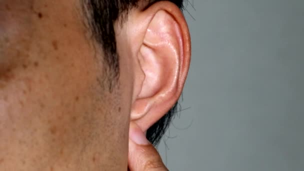 Persona Presionando Puntos Oído — Vídeo de stock