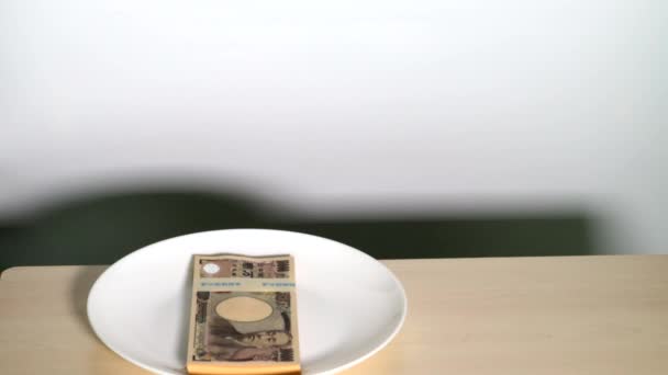 吃钱的人 — 图库视频影像