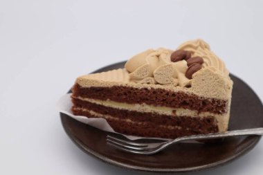 Kahve aromalı kekin yakın çekimi.