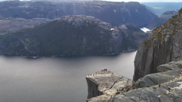 Imponerande Drönare Video Antenn Utsikt Flyger Över Preikestolen Norge Från — Stockvideo