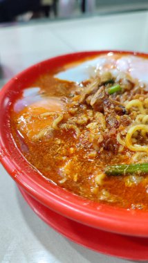 mie goreng banglades, Endonezya 'nın tipik kızarmış eriştesi..