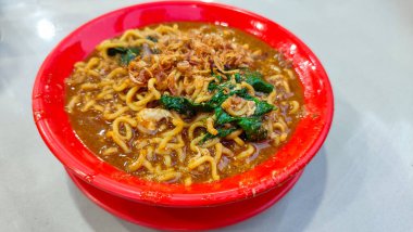 mie goreng banglades, Endonezya 'nın tipik kızarmış eriştesi..