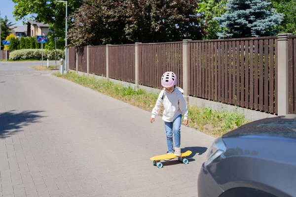 Accident Small Girl Skateboard Crosses Road Front Car — Stock Photo, Image