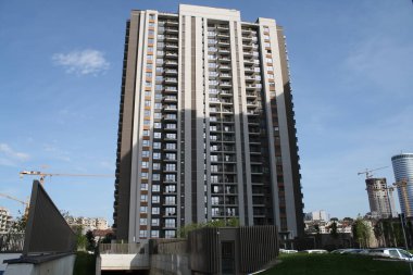 Belgrad limanında yeni bir bina