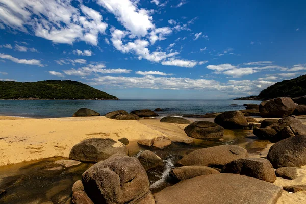 Güzel deniz manzarası