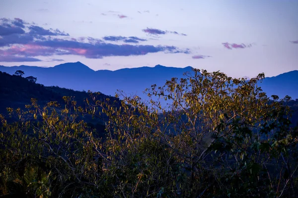 Montanhas 'a hoş geldin.