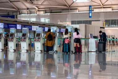 Incheon Uluslararası Havalimanı 'ndaki yoğun atmosfer