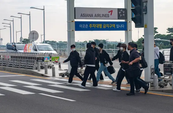 stock image Busy atmosphere at Incheon International Airport