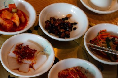 Seul 'de ziyafet ve içki..