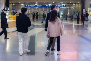 Seul İstasyonu 'nda trafik vardı..