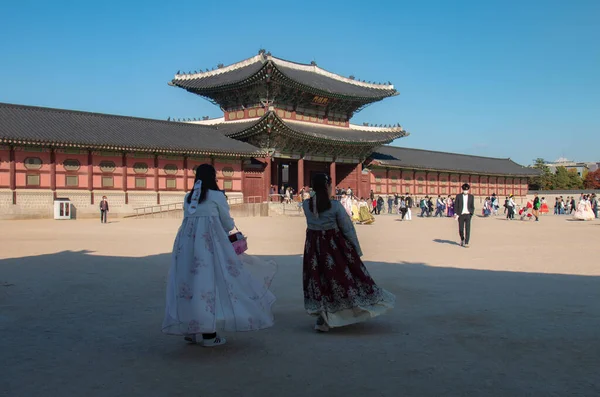 Gyeongbok Palace Och Andra Arv Favorit Plats För Utländska Turister — Stockfoto