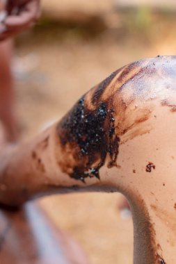  Endonezya Bağımsızlık Günü Kalimalang, Doğu Jakarta 'da Pinang Tırmanma Yarışması.