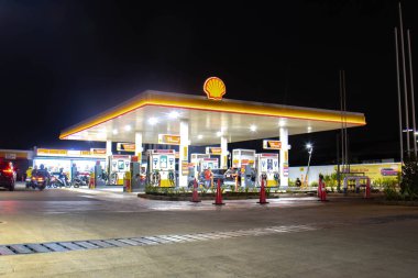 PIK 2, Tangerang, Endonezya 'daki Shell benzin istasyonu..