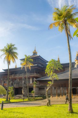 Jakarta, Endonezya - 14 Nisan 2025: TMII 'de Bali İl Köşkü.