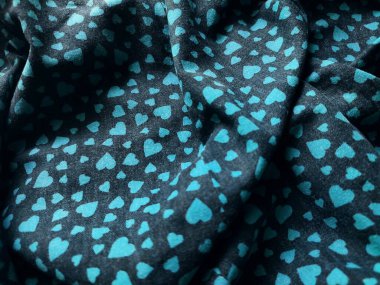 Mavi kalp ve arka plan. Romantik ve sevimli pembe kalp izi. Romantik düğün tasarımı, Sevgililer Günü.