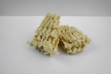 beyaz arka planda makarna, yiyecek konsepti