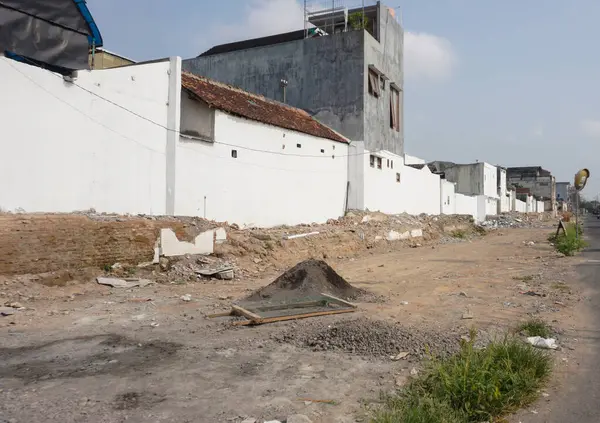 İsrail 'in kuzeyindeki köydeki eski ev.