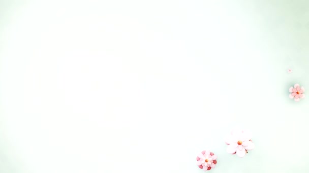 Egy Szép Üres Kártya Elegánsan Keretezett Finom Virágok Díszítik Oldalait — Stock videók