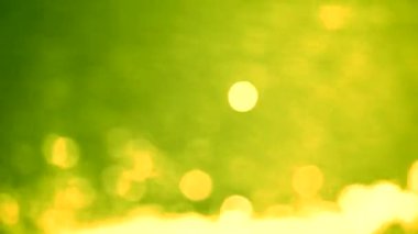 Soyut Yeşil ve Altın