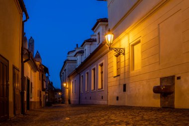 Golden Alley  one of the most diverse places in Prague Castle. The long row of small houses is one of the most picturesque places in Prague. Historical legends are associated with it.