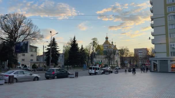 Ukraina Rivne Maj 2023 Utsikt Över Den Heliga Uppståndelsen Katedralen — Stockvideo