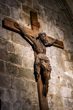 Fransa 'nın Brittany kentindeki Treguier Katedrali' nin enfes iç mekanını keşfedin..