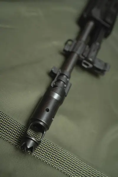 Modern Assault Rifle Ak12 Muzzle Brake Close Vertical Photo — Stock Photo, Image