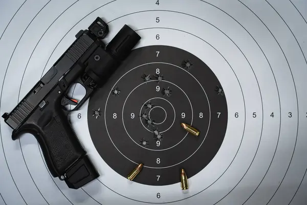 Shooting Target Bullet Holes Center Tactical Pistol Flashlight High Quality — Stock Photo, Image