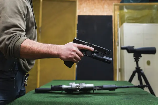 Pistol Weapon Flashlight Man Hand Shooting Range — Stock Photo, Image