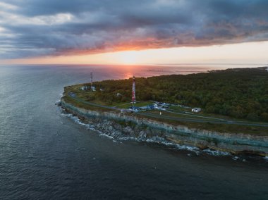 Güneş doğarken Paldiski Yarımadası, İHA 'nın fotoğraf görüntüsü.