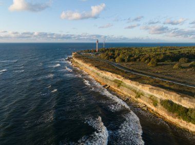 Fırtına sırasında Paldiski Yarımadası, İHA 'nın fotoğraf görüntüsü. Estonya manzarası. 