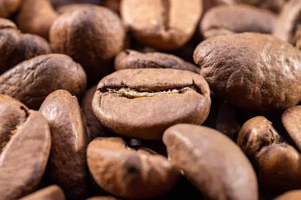 Kahve Fasulyesi Kapalı Makro Çekim 48MP