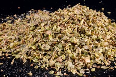 Kekik Yığını Siyah Arkaplanda