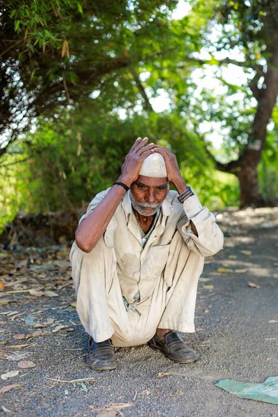 Maharashtra India April 2023 Indiase Oude Boer Verlies Boerderij Oude Stockafbeelding