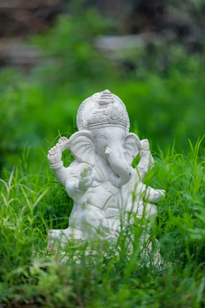 印度国王加内沙雕像 为即将在印度举行的加纳帕提节的加内什领主的偶像 — 图库照片