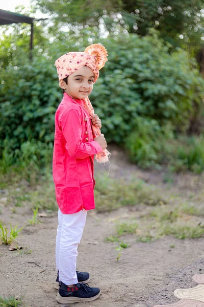 Feliz Hijo Granjero Indio Use Sehra Niños Maharashtrianos Niños Felices —  Fotos de Stock