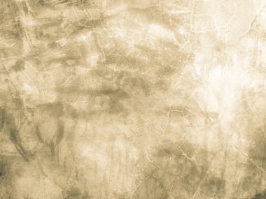  Oteldeki yatağın üzerindeki kırışıklık battaniyesi ve battaniyede güneş ışığı..