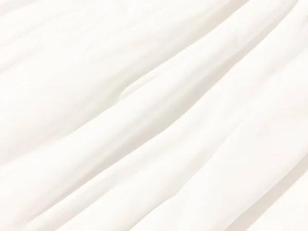 混乱した白いベッドシーツの背景 — ストック写真