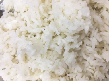 Üst görünümde pilav pişirildi.