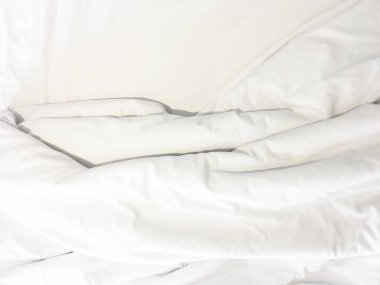 Yumuşak beyaz ipek kumaş arka plan. Kumaş dokusu.