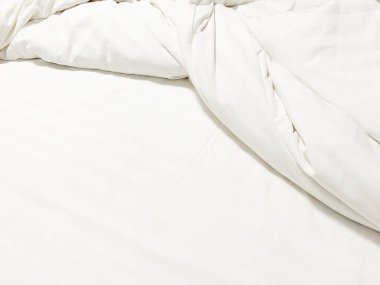 Yumuşak beyaz ipek kumaş arka plan. Kumaş dokusu.