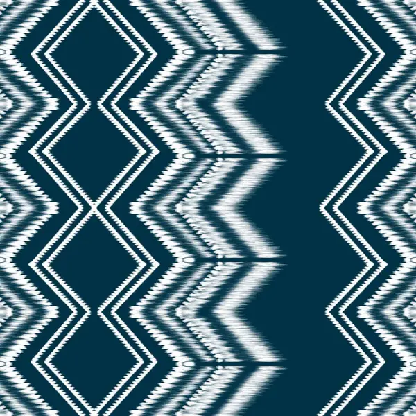Zigzag desenli arka plan tekrarlandı. Gelenek, etnik, nakış. Geometrik desenli çizgi. Dekorasyon, süs, ev dekorasyonu, perde, kumaş, giysi için. Ikat biçimi.
