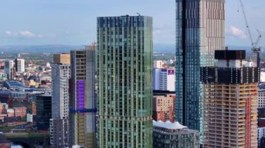 Manchester, Birleşik Krallık 'ın modern şehrinin hava manzarası. 