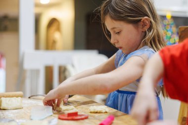 Ev Yapımı Kurabiye Günü Fırınlama Etkinliği